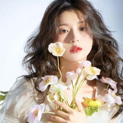 洗脑影像:性别、镜头和权力