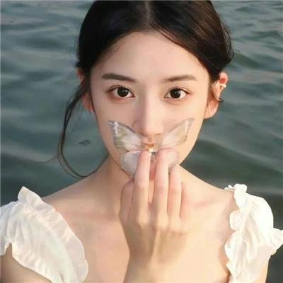 穿普拉达的女王